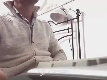 Gay sex chat with cock_sub - camgaychat.com - Britain
