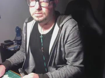 Gay sex chat with supercazzolaa - camgaychat.com - Britain