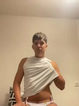 Gay sex chat with ThebigK - camgaychat.com
