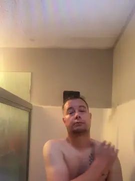 Gay sex chat with CamdaddyOH - camgaychat.com - Britain
