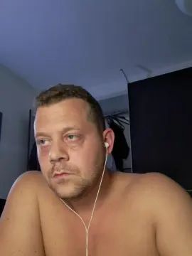 Gay sex chat with MaxHothot90 - camgaychat.com - Italy