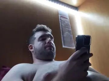 Gay sex chat with dani_cj - camgaychat.com - Italy