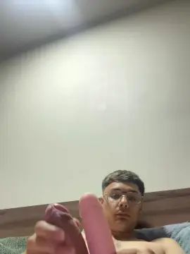 Gay sex chat with Toxicofav - camgaychat.com - Spain