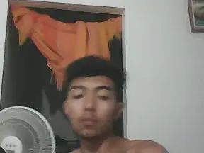 Gay sex chat with Dante_UwU - camgaychat.com - Spain