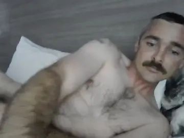 Gay sex chat with joeisabadass345 - camgaychat.com - Britain