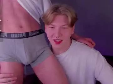 Gay sex chat with riverflow10 - camgaychat.com - Russia