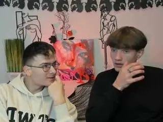 Gay sex chat with kai-soul - camgaychat.com
