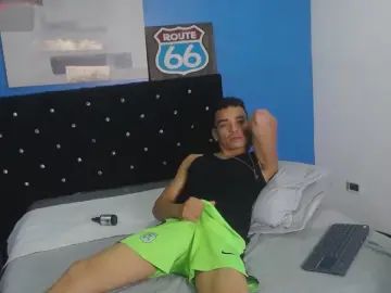 Gay sex chat with RyderDark - camgaychat.com