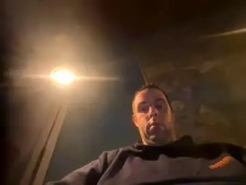 Gay sex chat with vancauterenjeroen - camgaychat.com - Britain