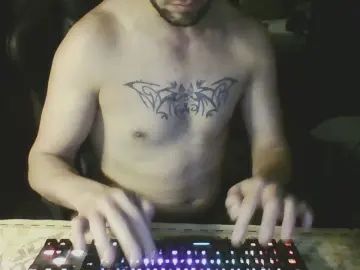 Gay sex chat with Hugot488 - camgaychat.com - Portugal