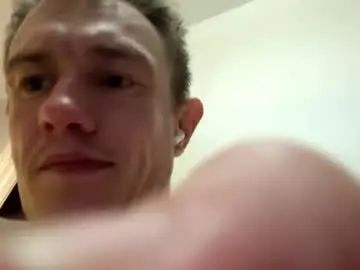 Gay sex chat with evgeniy1285 - camgaychat.com - Britain