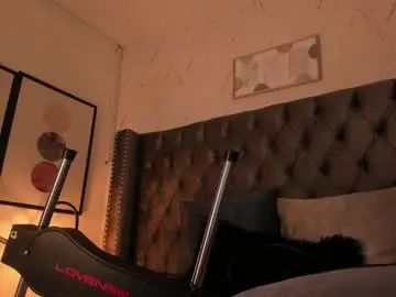 Gay sex chat with twin_nick - camgaychat.com - Britain