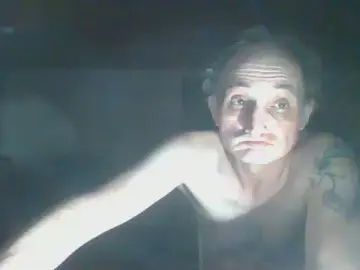 Gay sex chat with lonelysid - camgaychat.com - Britain
