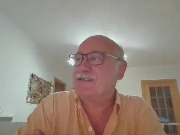Gay sex chat with joanbcn62 - camgaychat.com - Britain