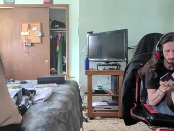 Gay sex chat with phoenyx_393 - camgaychat.com - Britain