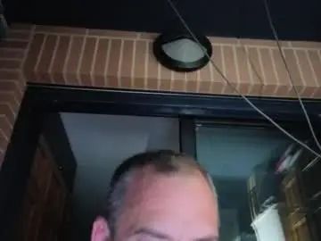 Gay sex chat with chenanoval - camgaychat.com - Spain