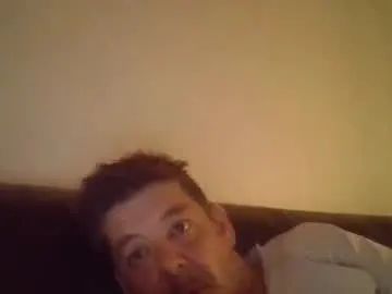 Gay sex chat with tbag30002025 - camgaychat.com - Britain