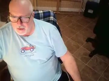 Gay sex chat with bearbosstexas - camgaychat.com - Britain