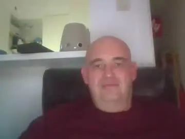 Gay sex chat with crazychubby78 - camgaychat.com - Britain