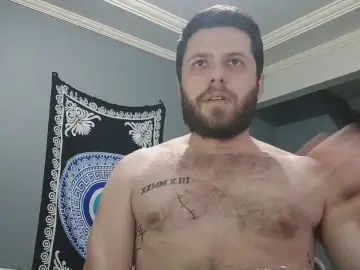 Gay sex chat with FelipePokerOne - camgaychat.com - Portugal