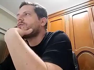 Gay sex chat with xavi5432 - camgaychat.com - Britain