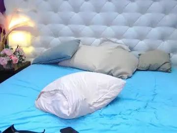 Gay sex chat with ellis_rin - camgaychat.com - Britain