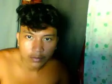 Gay sex chat with urcockie_benedick - camgaychat.com - Britain