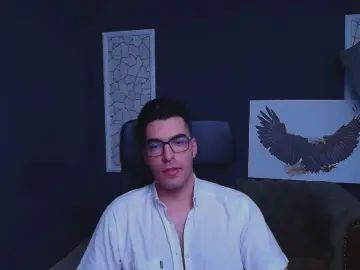 Gay sex chat with ClarkSlade - camgaychat.com - Britain