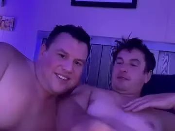 Gay sex chat with cuckholdpros - camgaychat.com - Britain