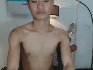 Gay sex chat with Ur_littlesecret - camgaychat.com - Britain