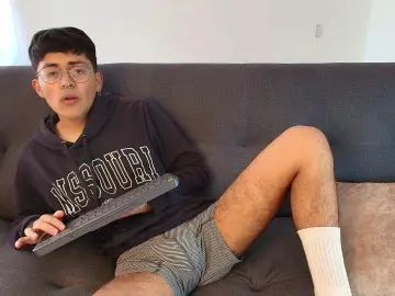 Gay sex chat with LustyBoy18 - camgaychat.com - Portugal