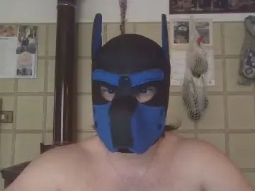 Gay sex chat with maschioFtM - camgaychat.com - Italy