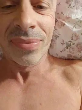 Gay sex chat with salom_sexy - camgaychat.com - Greece