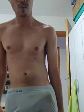 Gay sex chat with Fabinhox_xxxx - camgaychat.com - Portugal