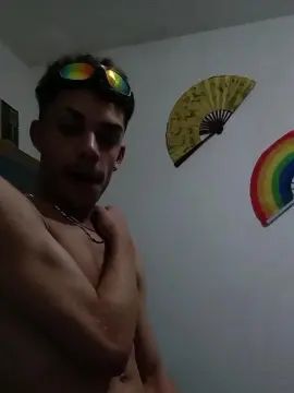 Gay sex chat with DOGG_DOTE - camgaychat.com - Portugal