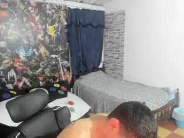 Gay sex chat with luffy_hotman - camgaychat.com - Britain