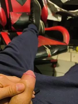 Gay sex chat with Luisito_29 - camgaychat.com - Spain