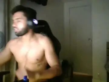 Gay sex chat with rafaelpiu - camgaychat.com - Britain