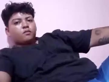 Gay sex chat with alay1804 - camgaychat.com - Britain