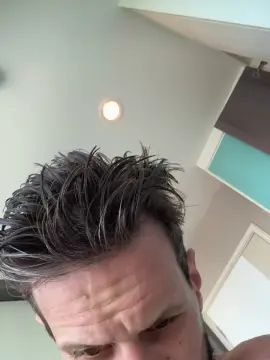 Gay sex chat with alphacuck3d - camgaychat.com - Britain