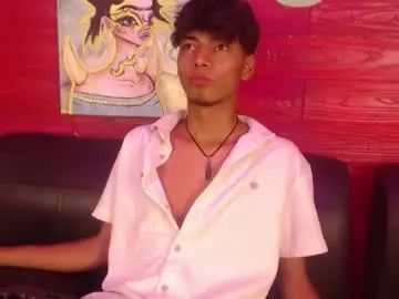Gay sex chat with tyler_wolf_1 - camgaychat.com - Spain