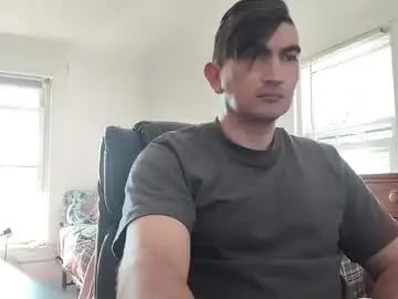 Gay sex chat with vladir_9 - camgaychat.com - Britain