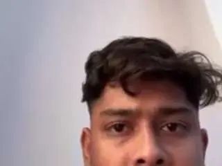 Gay sex chat with arup0112 - camgaychat.com