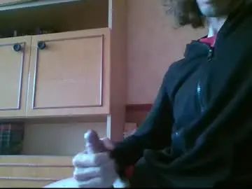 Gay sex chat with nicecockhun93 - camgaychat.com - Britain