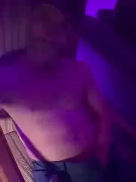Gay sex chat with pornstar3842 - camgaychat.com - Britain