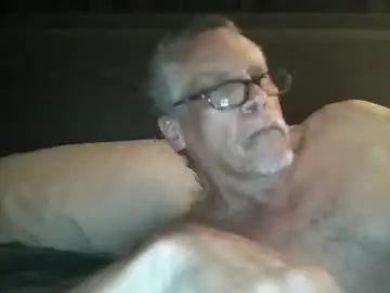 Gay sex chat with larrymb777 - camgaychat.com - Britain