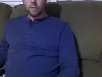 Gay sex chat with codycmore69 - camgaychat.com - Britain