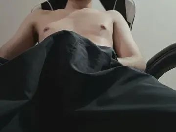 Gay sex chat with Charli_99_ar - camgaychat.com - Spain