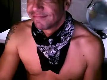 Gay sex chat with edwardfaklews - camgaychat.com - Britain