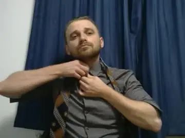 Gay sex chat with plumtaro - camgaychat.com